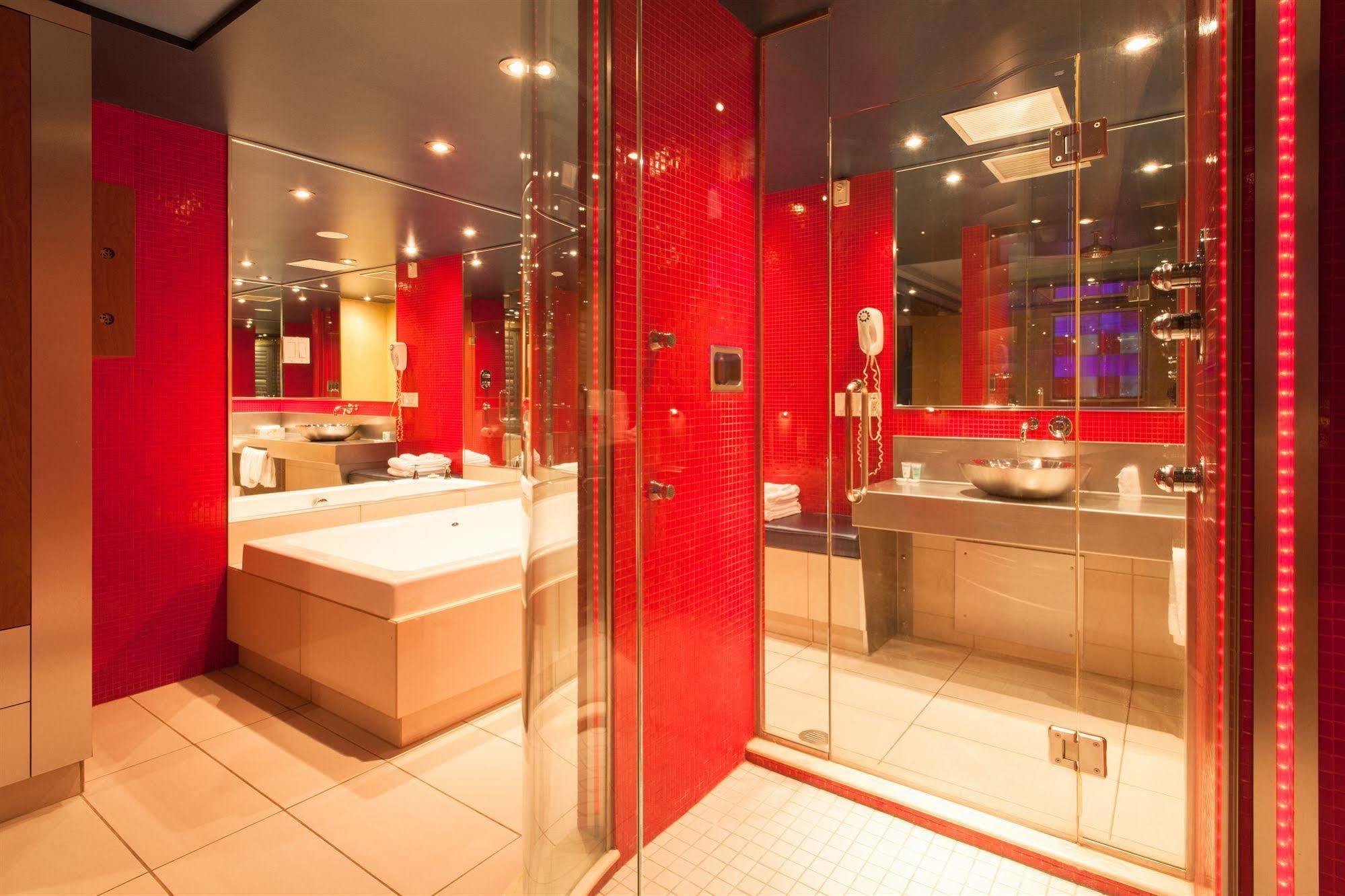 Le Chabrol Hotel&Suites Montreal Exterior foto